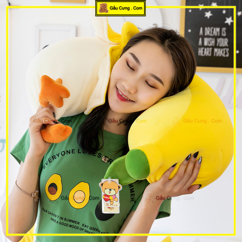 Gấu Bông Gà Cosplay Áo Chuối Baby Cute, Gấu Bông Dài Ôm Ngủ Size 70cm, 80cm, 90cm, 1m1 (MSP: GY0046-CHI)