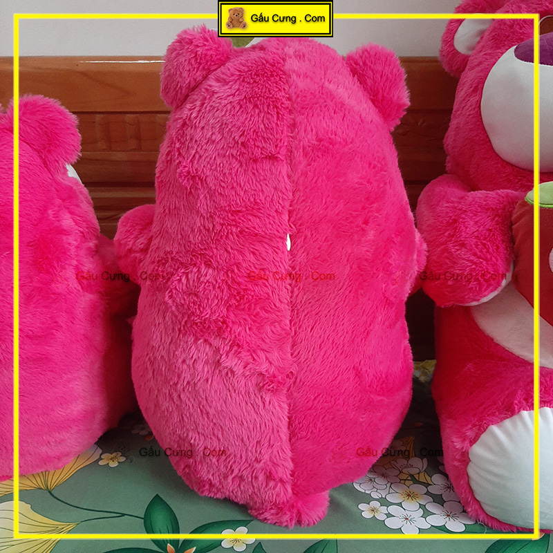 Gấu Bông Lotso Ngồi Ôm Dâu Baby Cute, Lông Mịn Đáng Yêu Size 55cm, 65cm, 75cm (MSP: GY0060-LOT)